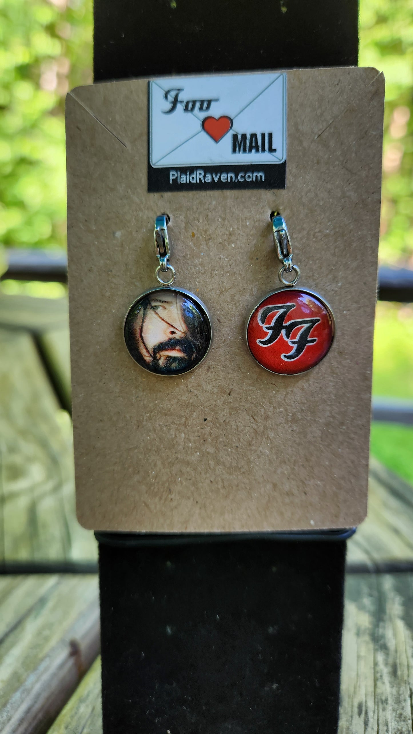 Charms: Dave and FF logo, set of two charms